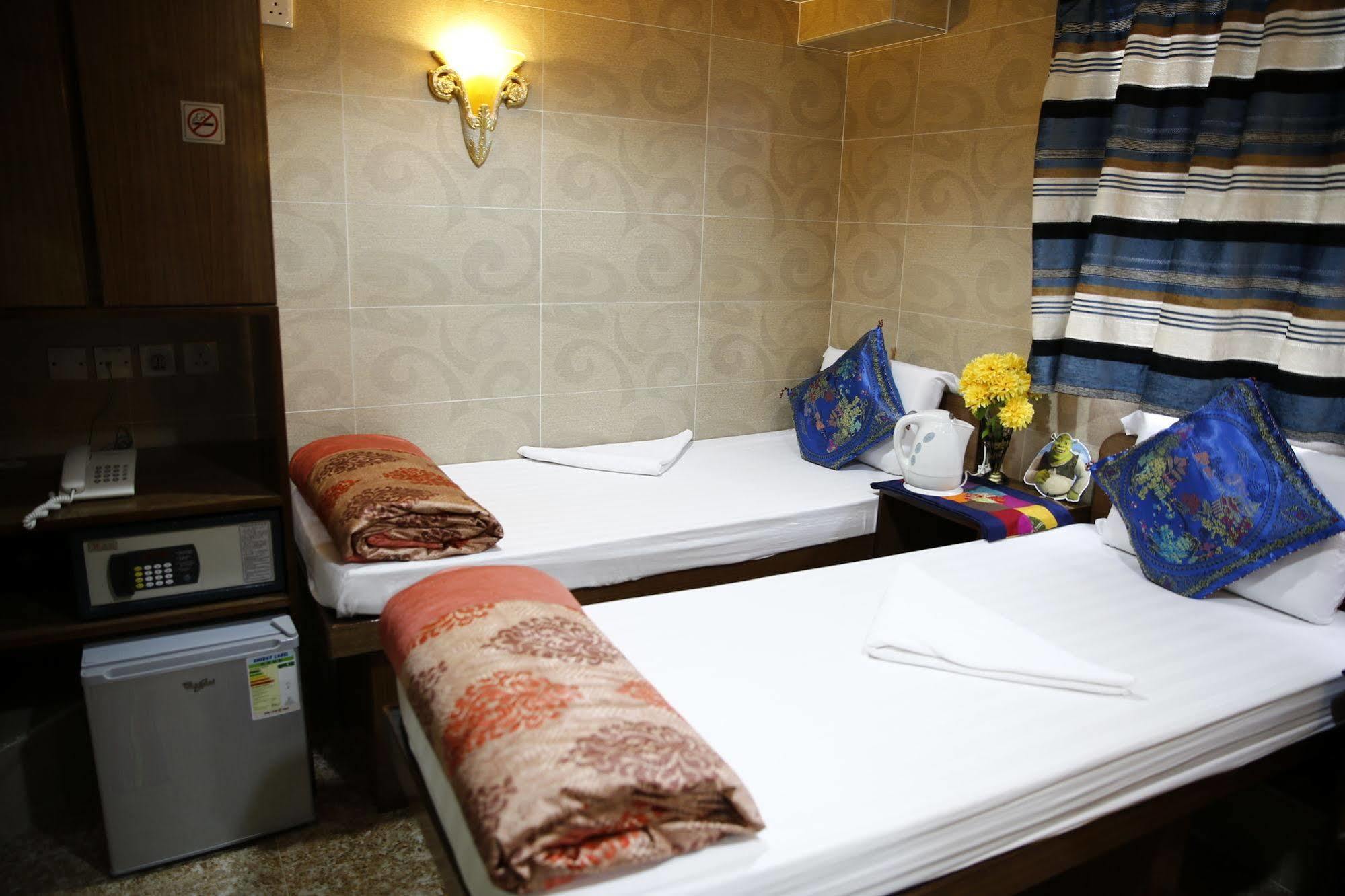 Sandhu Guest House Hong Kong Exterior photo